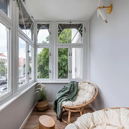 Lapwing Nest アパート ソポト